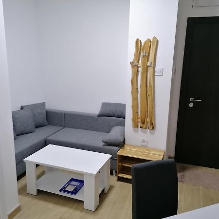 Apartman Ana 3 수보티차 외부 사진