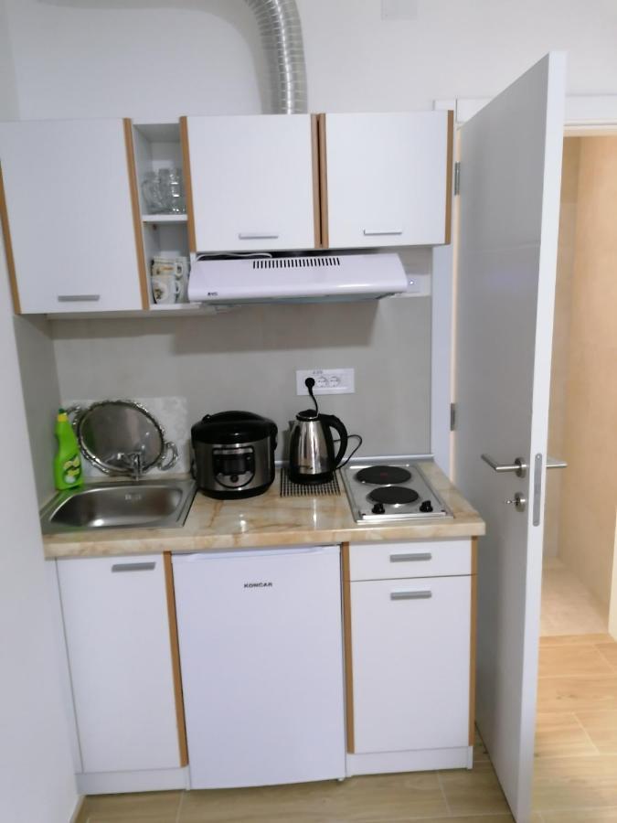 Apartman Ana 3 수보티차 외부 사진